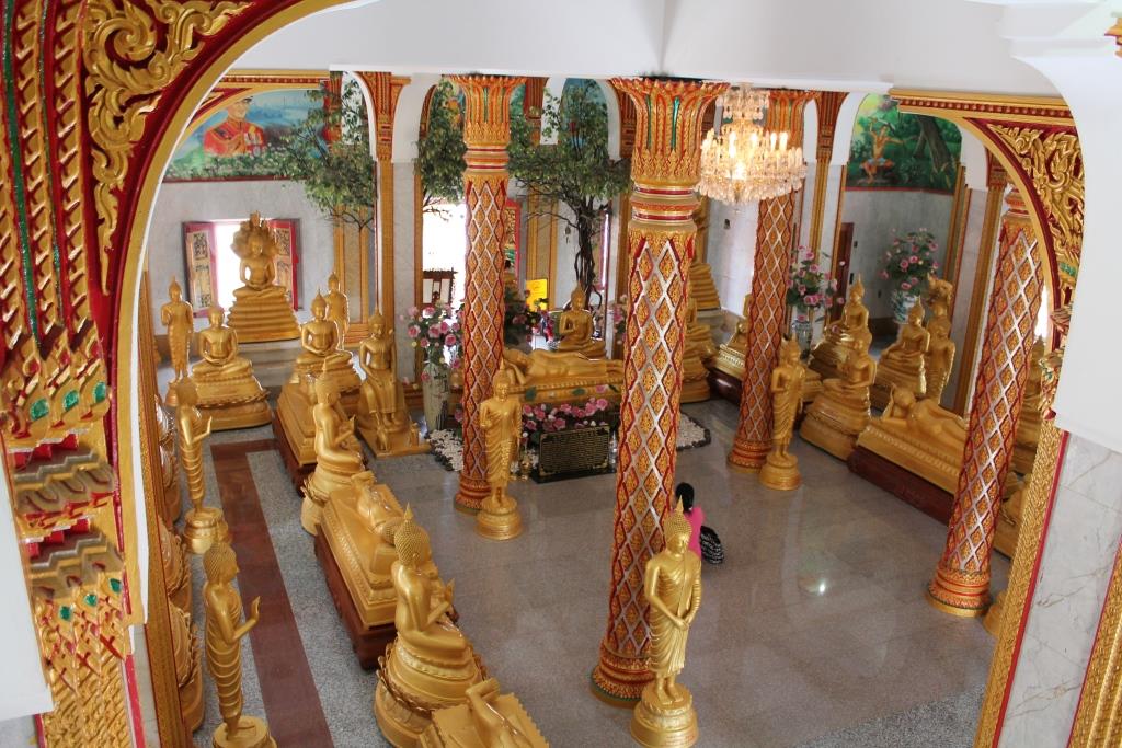 Buddhafiguren im Wat Chalong Tempel